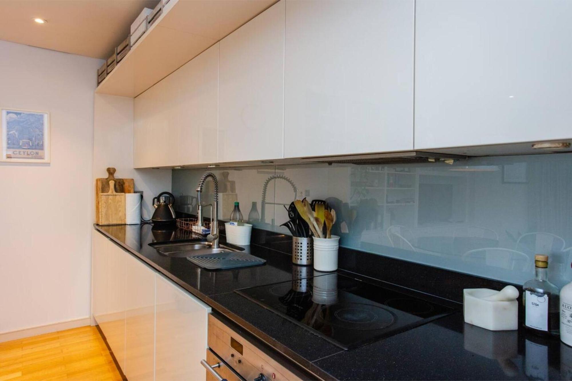 Modern 3 Bedroom Apartment In Paddington Londyn Zewnętrze zdjęcie