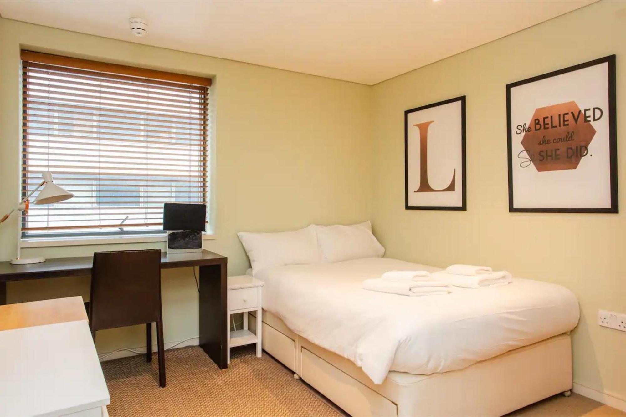 Modern 3 Bedroom Apartment In Paddington Londyn Zewnętrze zdjęcie