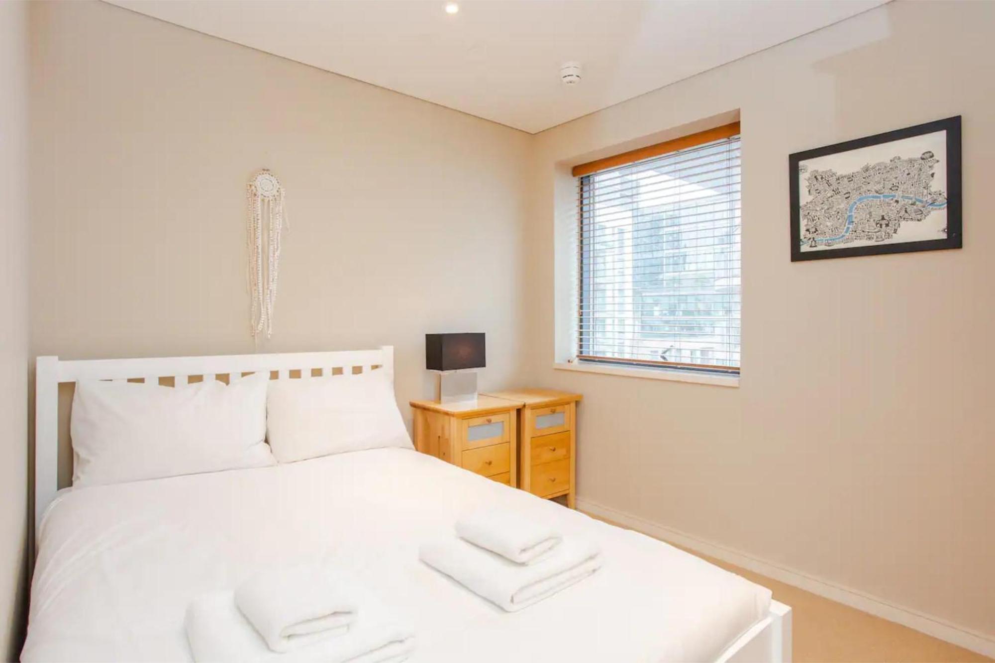 Modern 3 Bedroom Apartment In Paddington Londyn Zewnętrze zdjęcie