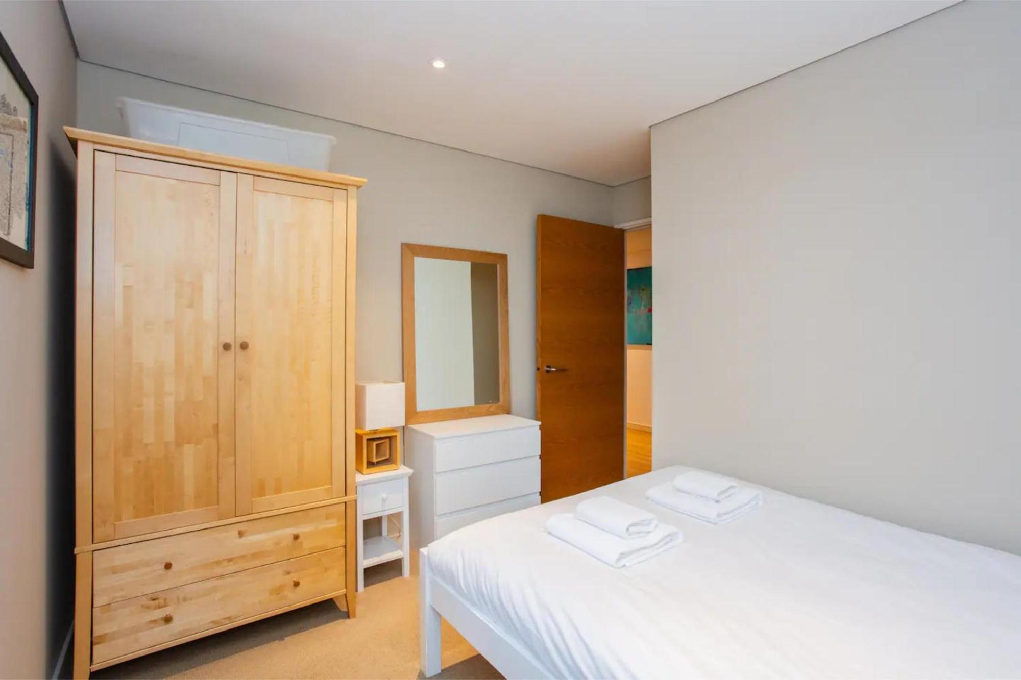 Modern 3 Bedroom Apartment In Paddington Londyn Zewnętrze zdjęcie